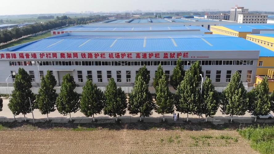西安锌钢护栏网材质使用寿命的几大因素