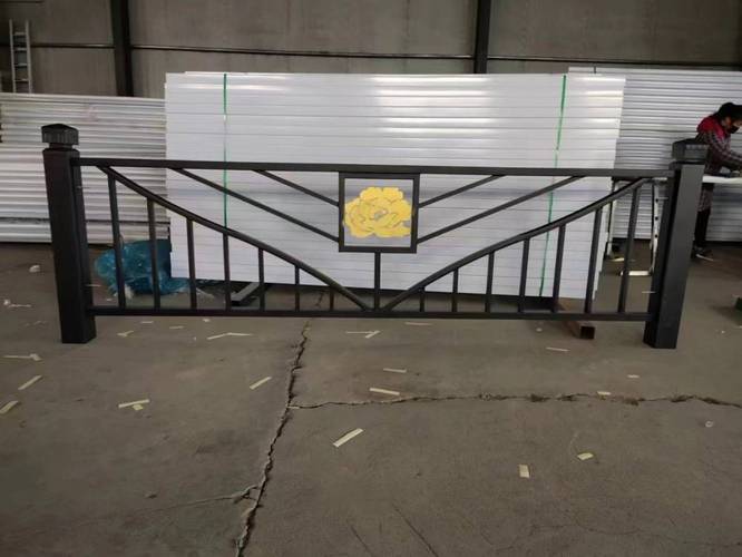 焊接浸塑护栏网厂家推荐:高速公路机场铁路工程如何选对供应商?